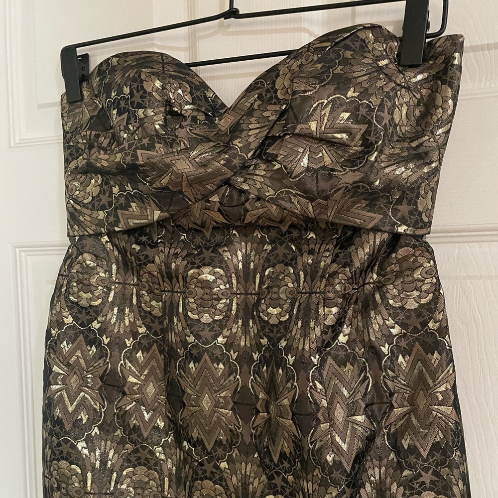 Nicole miller Elegant Strapless Gold and Black Dress - Picture 6 of 7